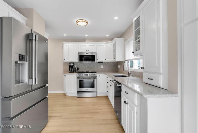 29 Tindall Road, Middletown, NJ 07748
