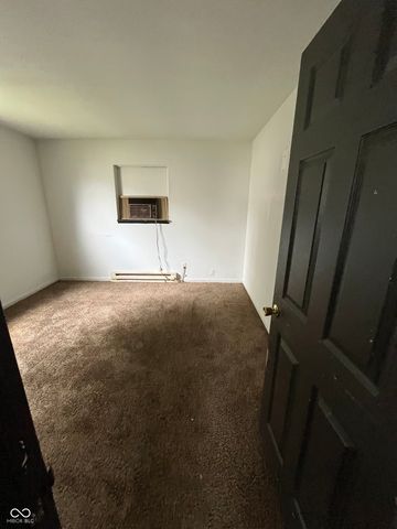 2594 Saint Paul Street, Indianapolis, IN 46203