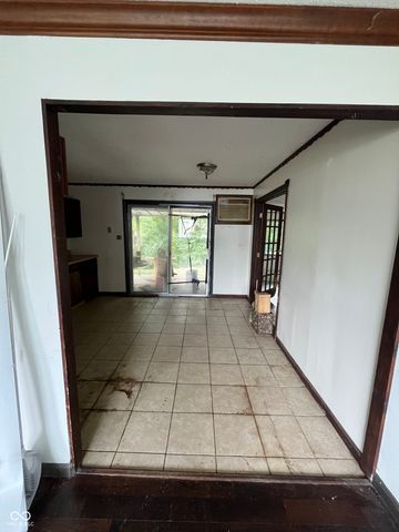 2594 Saint Paul Street, Indianapolis, IN 46203