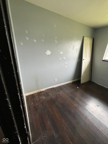 2594 Saint Paul Street, Indianapolis, IN 46203