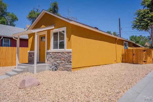 1605 E 10th St, Pueblo, CO 81001