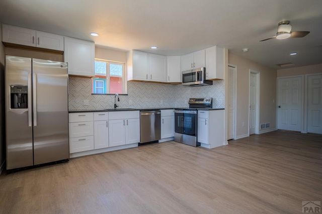 1605 E 10th St, Pueblo, CO 81001