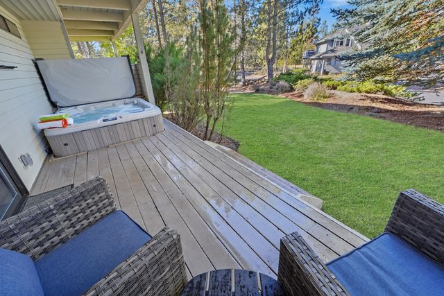 17704 Rogue Lane, Sunriver, OR 97707