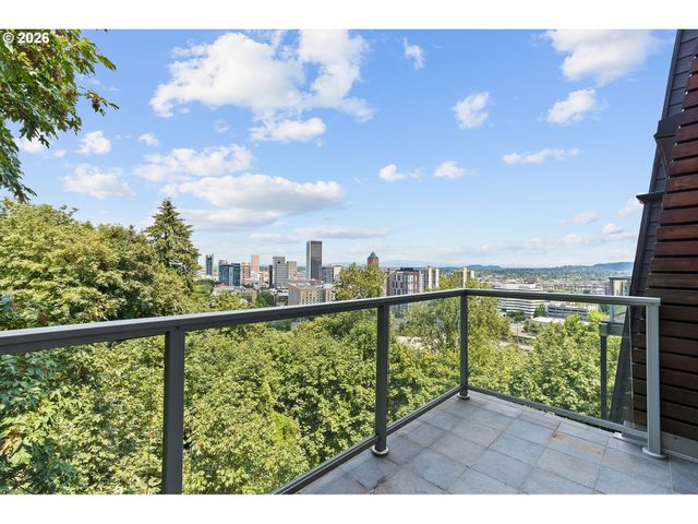 2206 Sw HOFFMAN Ave, Portland, OR 97201