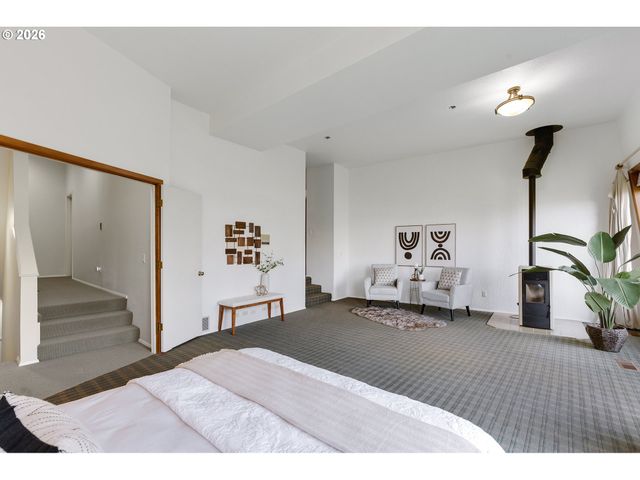 2206 Sw HOFFMAN Ave, Portland, OR 97201