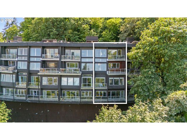 2206 Sw HOFFMAN Ave, Portland, OR 97201