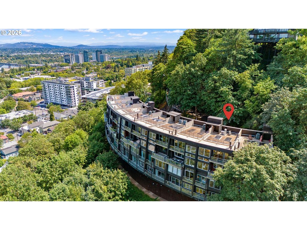 2206 Sw HOFFMAN Ave, Portland, OR 97201