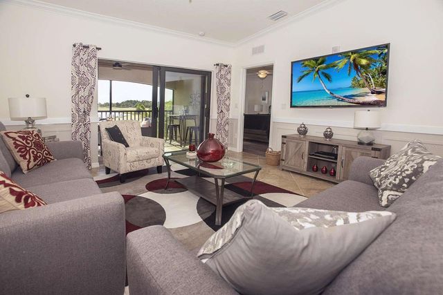5557 PALMER CIRCLE 205, Bradenton, FL 34211