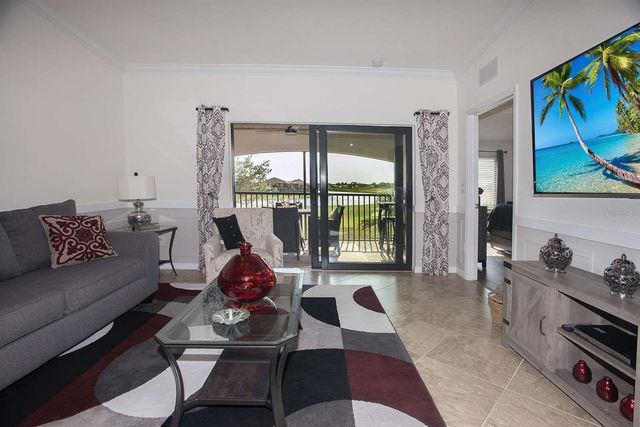 5557 PALMER CIRCLE 205, Bradenton, FL 34211