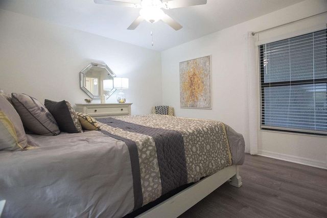 5557 PALMER CIRCLE 205, Bradenton, FL 34211