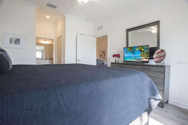 5557 PALMER CIRCLE 205, Bradenton, FL 34211