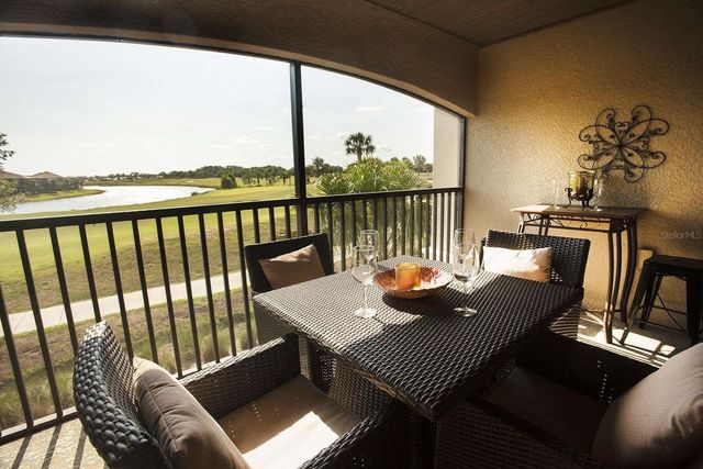 5557 PALMER CIRCLE 205, Bradenton, FL 34211