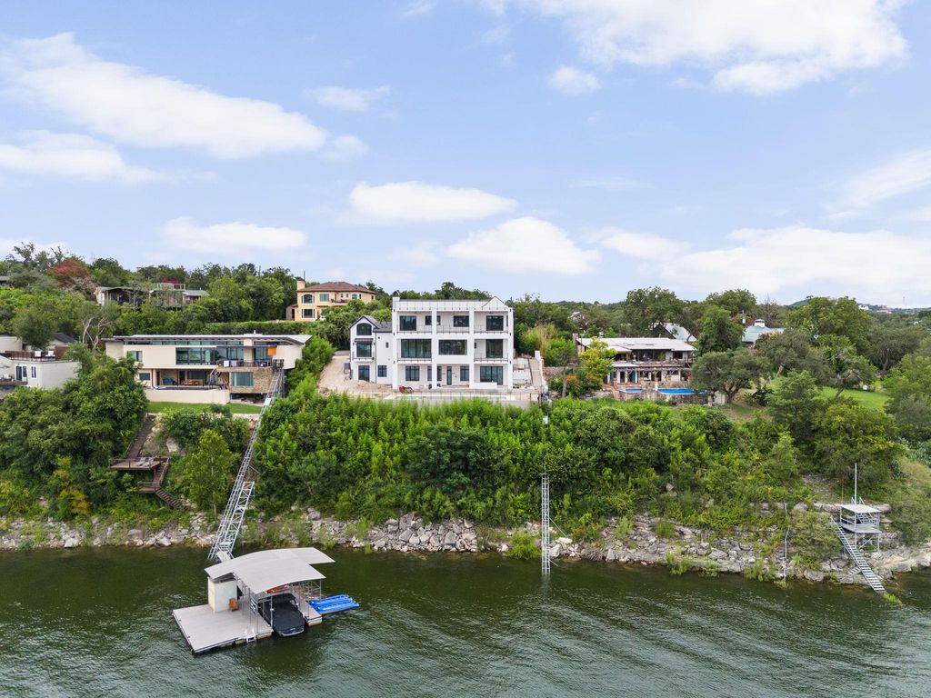 1496 Buffalo Gap RD, Lakeway, TX 78734