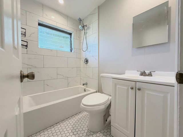 809 2nd Street 2, West Palm Beach, FL 33401