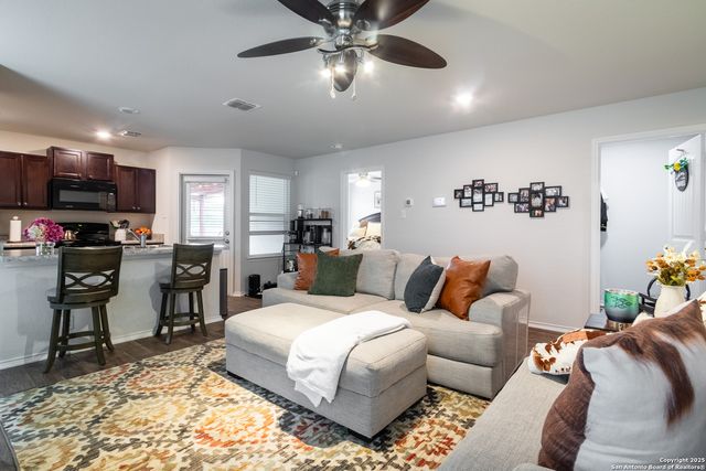 14718 Fronted Goose, San Antonio, TX 78253