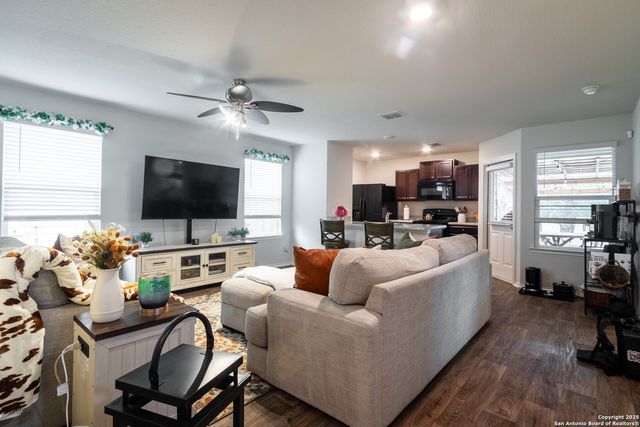 14718 Fronted Goose, San Antonio, TX 78253