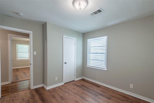 124 N Washington Street, Texas City, TX 77591