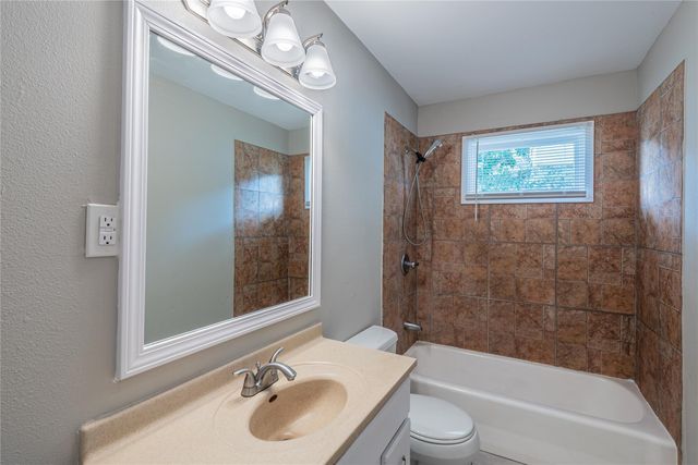 124 N Washington Street, Texas City, TX 77591