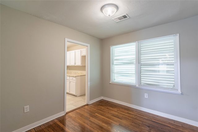 124 N Washington Street, Texas City, TX 77591