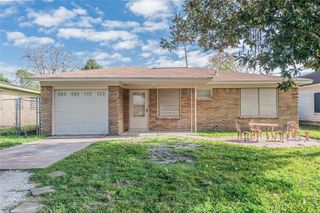 124 N Washington Street, Texas City, TX 77591