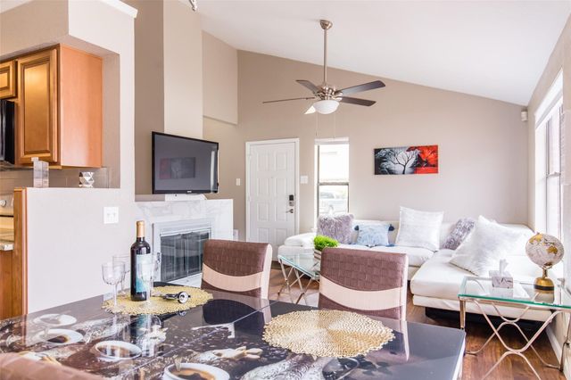 2240 Tarpley Road 342, Carrollton, TX 75006