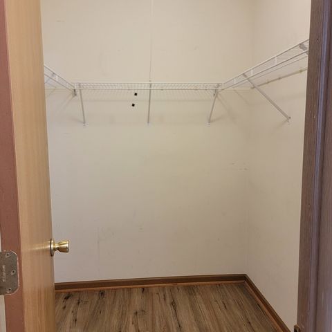 1540 Hickory Road 1540, Woodstock, IL 60098