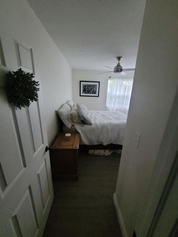 9651 SW 9th Court, Pembroke Pines, FL 33025