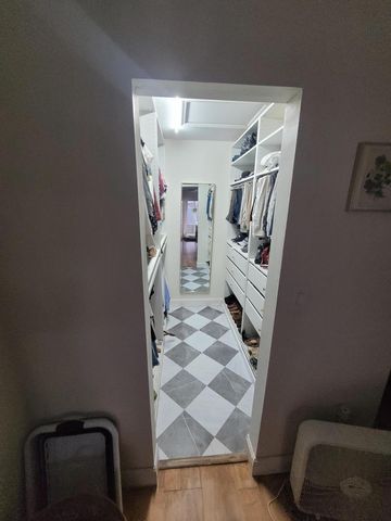 9651 SW 9th Court, Pembroke Pines, FL 33025