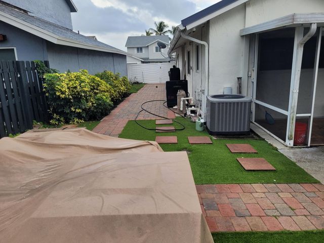 9651 SW 9th Court, Pembroke Pines, FL 33025