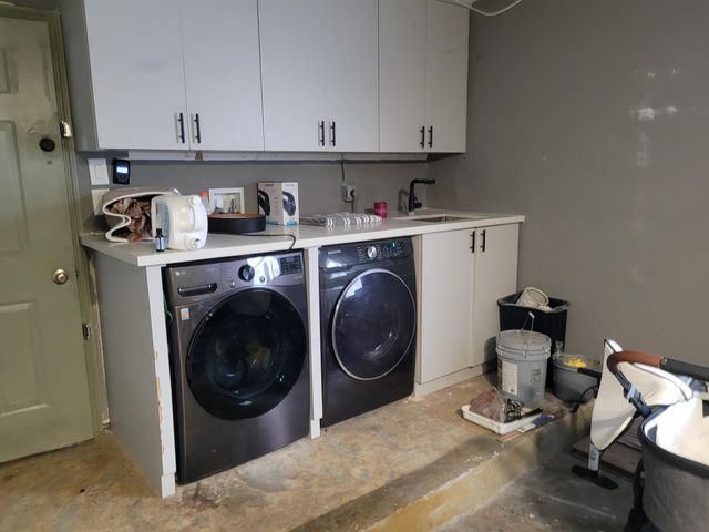 9651 SW 9th Court, Pembroke Pines, FL 33025