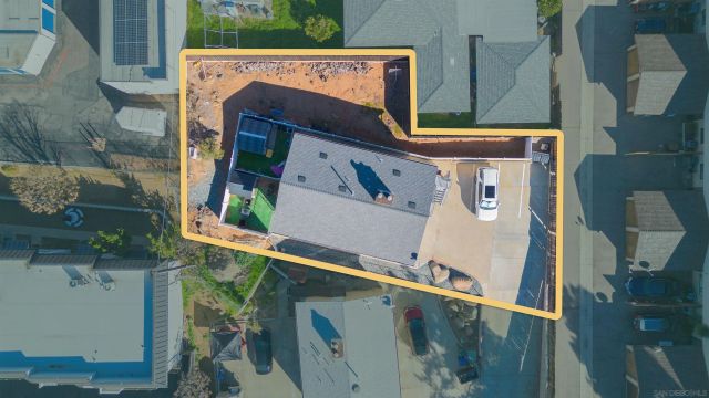 1964 Arnold Way, Alpine, CA 91901