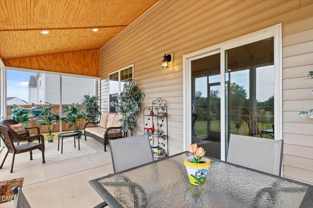 269 Blue Aspen Drive, Fuquay Varina, NC 27526