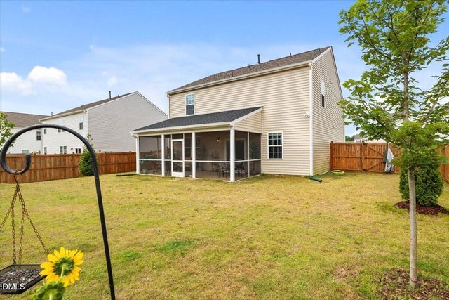 269 Blue Aspen Drive, Fuquay Varina, NC 27526