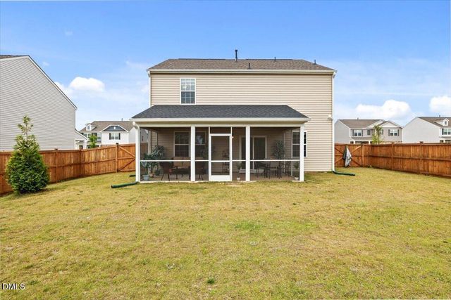 269 Blue Aspen Drive, Fuquay Varina, NC 27526