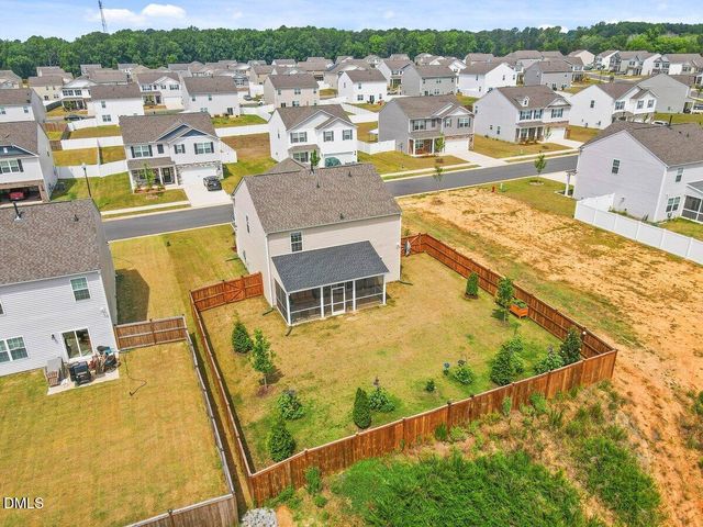 269 Blue Aspen Drive, Fuquay Varina, NC 27526