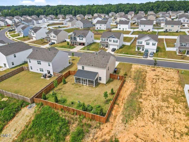 269 Blue Aspen Drive, Fuquay Varina, NC 27526