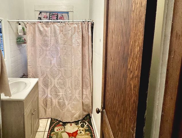3424 W 64th Place, Chicago, IL 60629