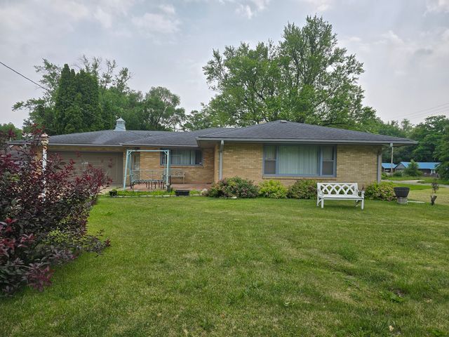 2916 School Street, Rockford, IL 61101