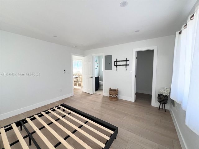 312 Elm St, Hollywood, FL 33019