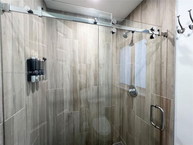 312 Elm St, Hollywood, FL 33019