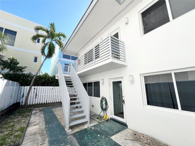 312 Elm St, Hollywood, FL 33019