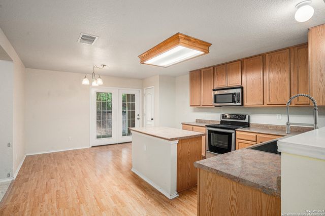 5214 Green Coral, San Antonio, TX 78223