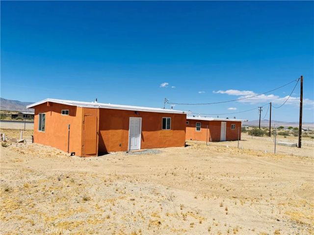 5827 Old Woman Springs Road, Johnson Valley, CA 92285