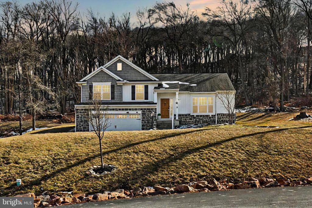 110 KITTOCHTINNY DR, Marysville, PA 17053