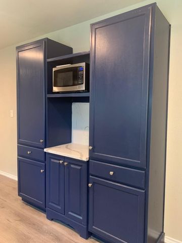 712 N Barrett Avenue, Denison, TX 75020