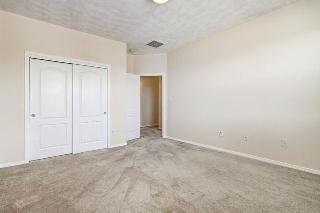 7108 Tree Line Avenue NW, Albuquerque, NM 87114