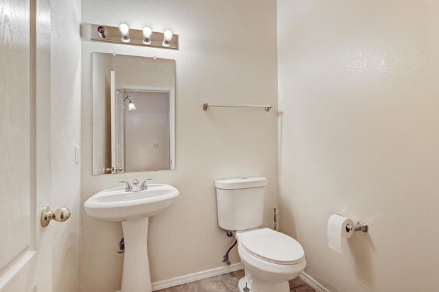 7108 Tree Line Avenue NW, Albuquerque, NM 87114