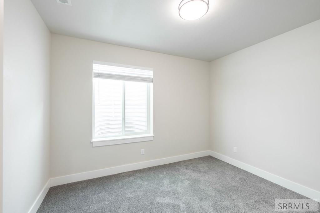 Image 25 of property listing at 676 Idaho Avenue, Sugar City, ID 83448