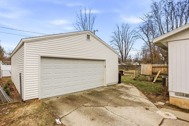 4518 Hancock Drive, Midland, MI 48462