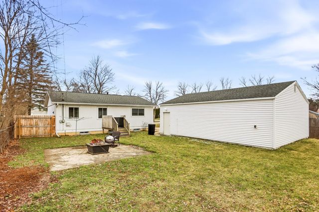 4518 Hancock Drive, Midland, MI 48462